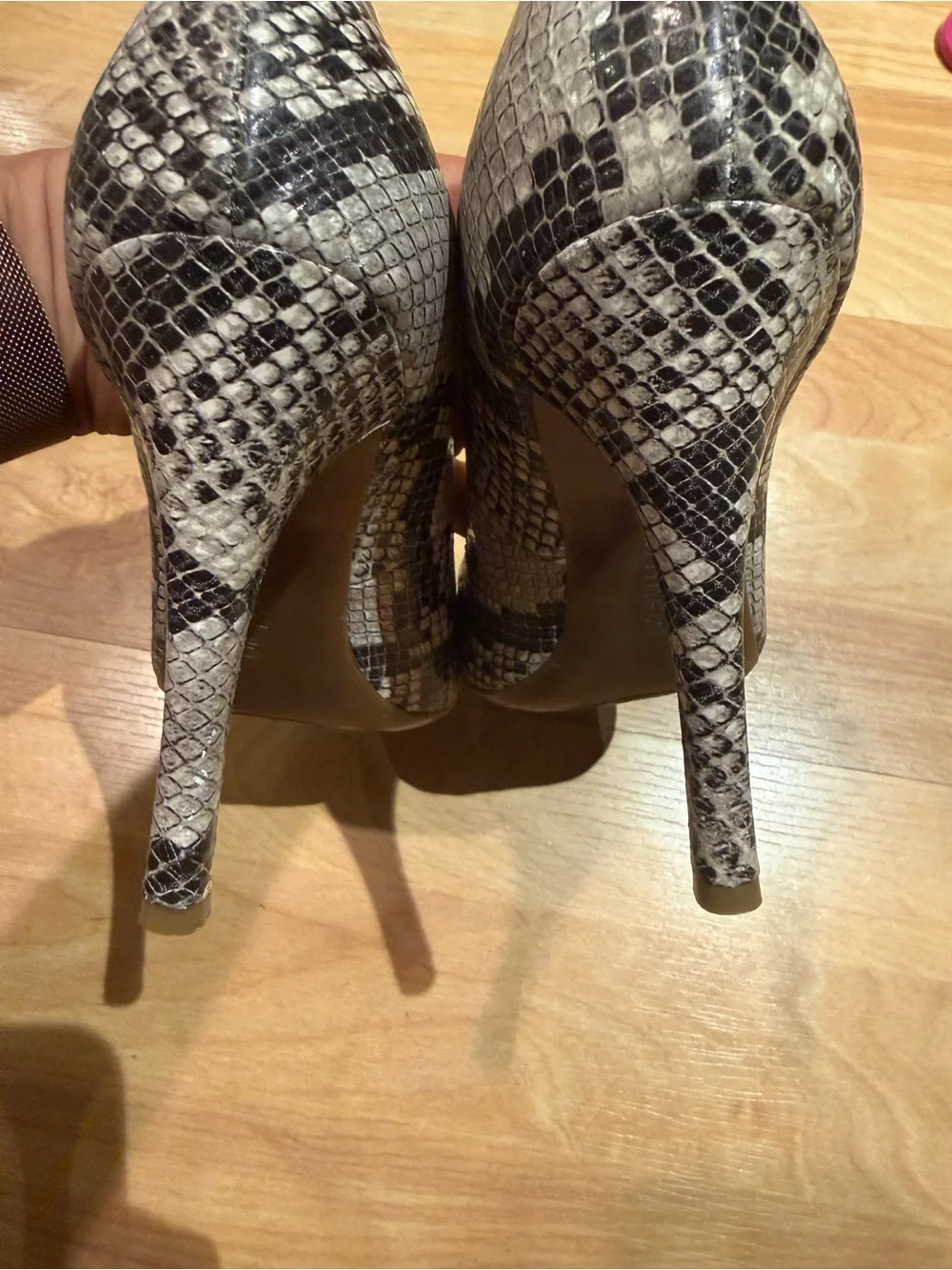 Calvin Klein Snake-Print Pointed Toe Pumps - Black & Gray size 8M